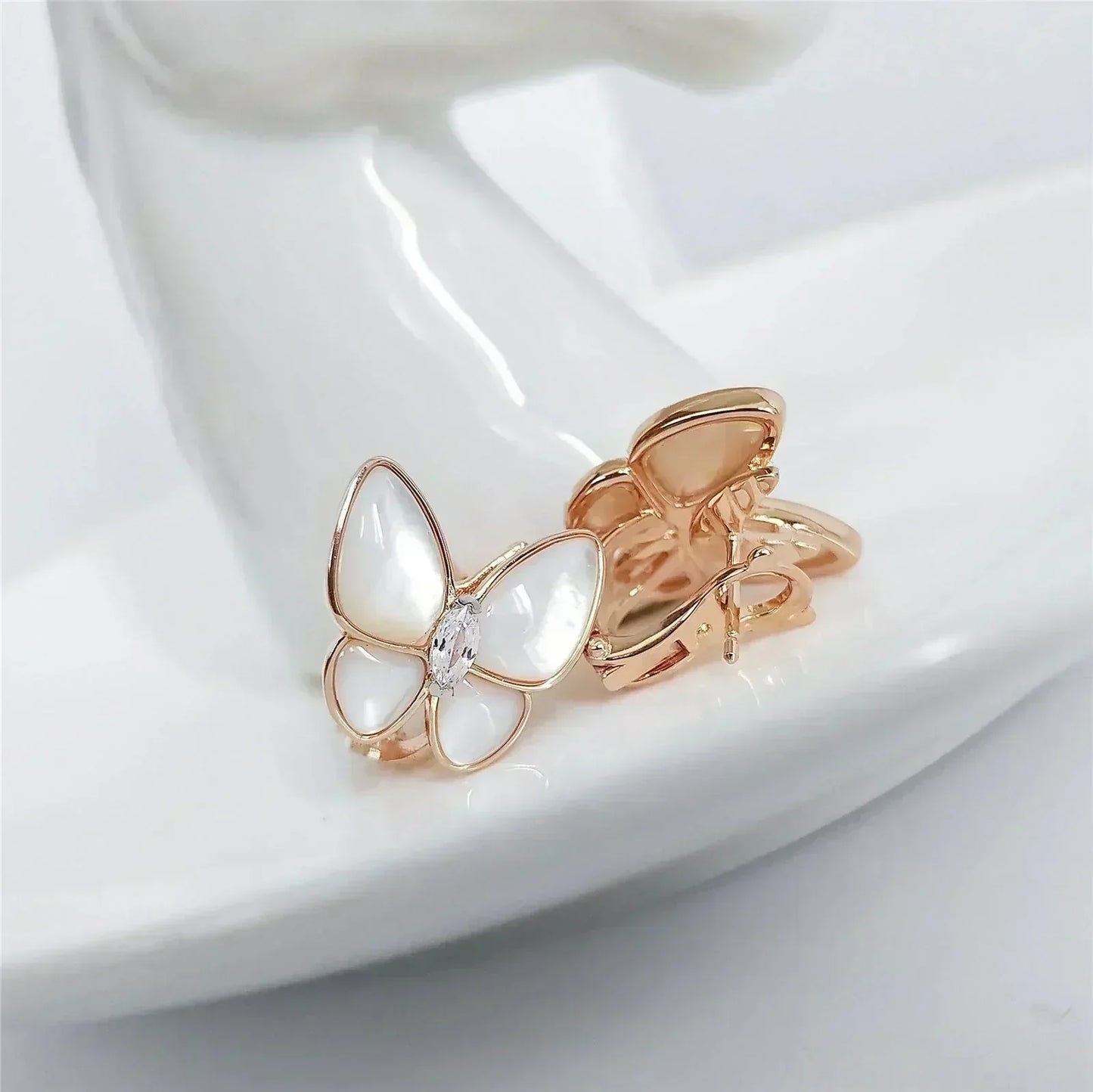[Echo Fine ]BUTTERFLY MOP DIAMOND EARRINGS