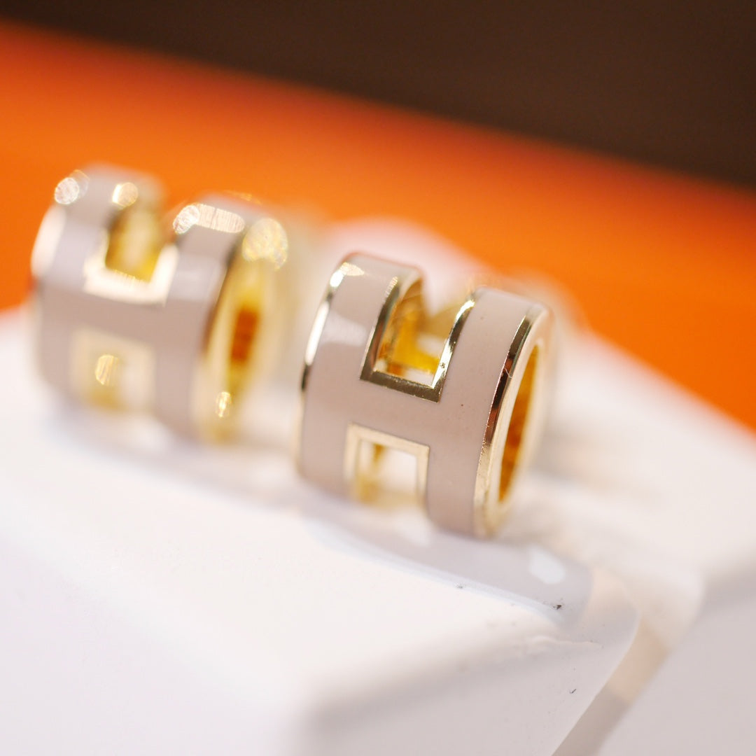 [Echo Fine ]MINI POP H GOLD EARRINGS GREY