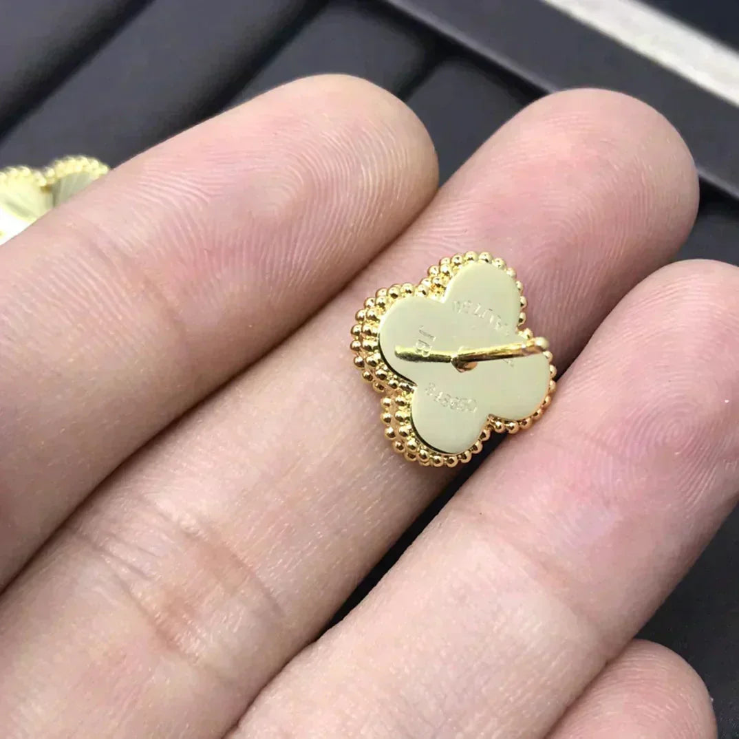 [Echo Fine ]CLOVER MINI 9.5MM LASER EARRINGS
