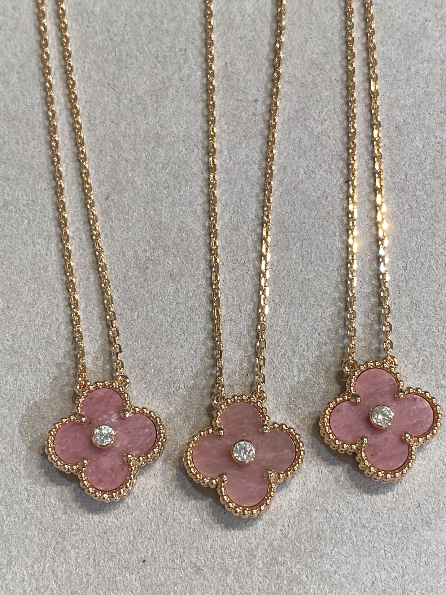 [Echo Fine ]CLOVER 15MM DIAMOND RHODONITE NECKLACE