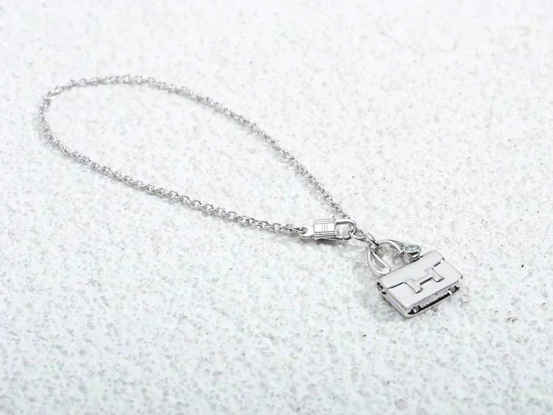 [Echo Fine ]AMULETTE PEDANT SILVER NECKLACE