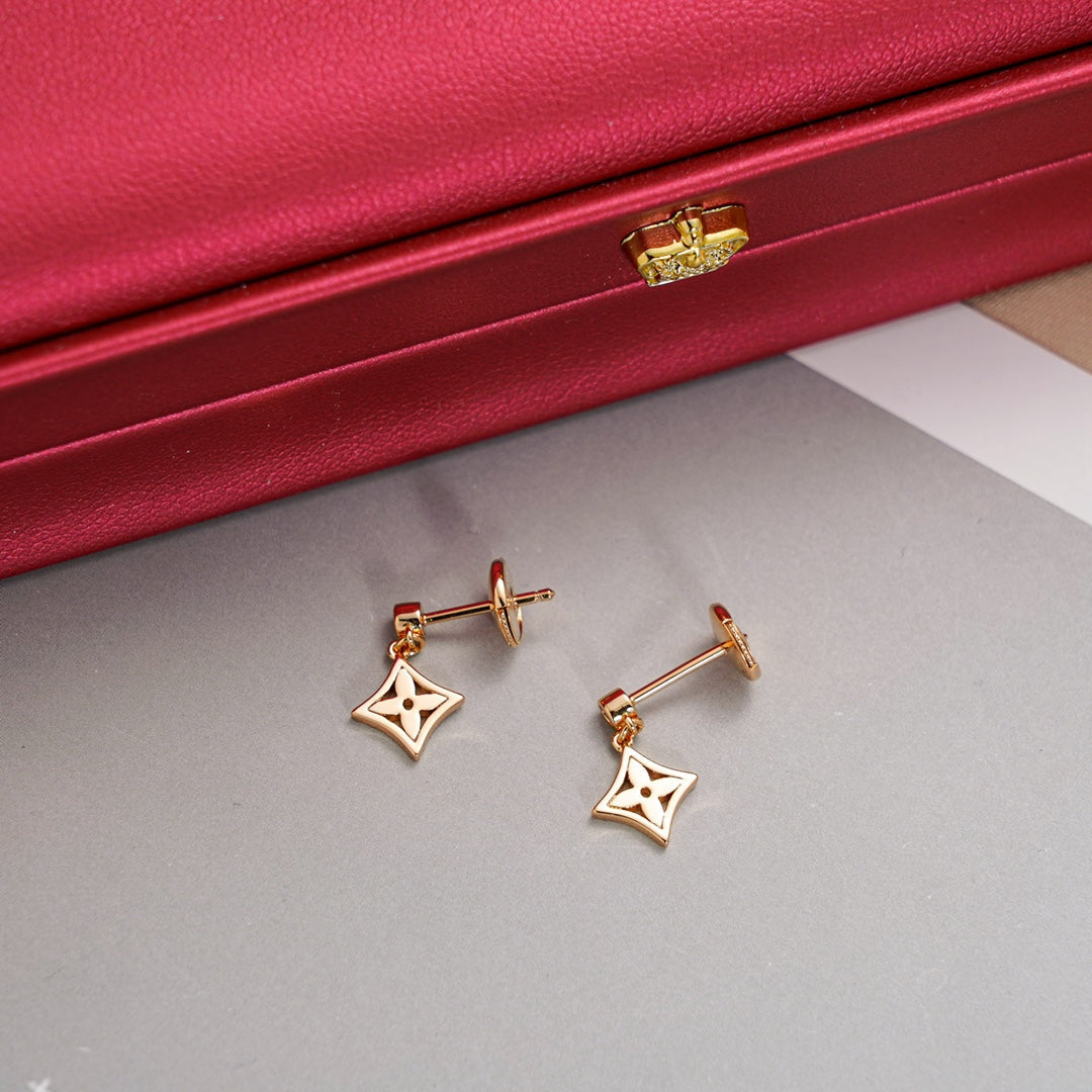 [Echo Fine ]STAR EARRINGS GOLD