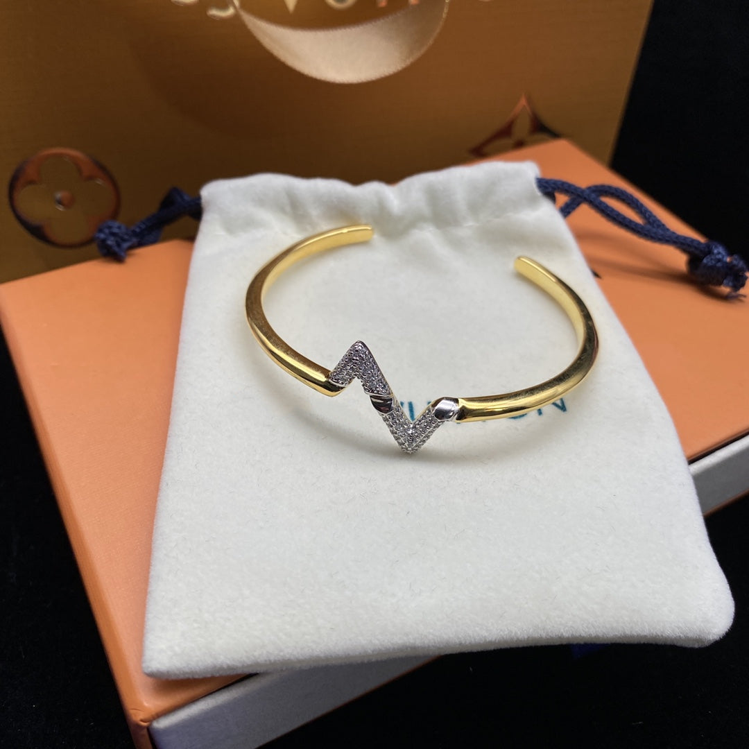 [Echo Fine ]VOLTE UPSITE DOWN DIAMOND GOLD OPEN BRACELET