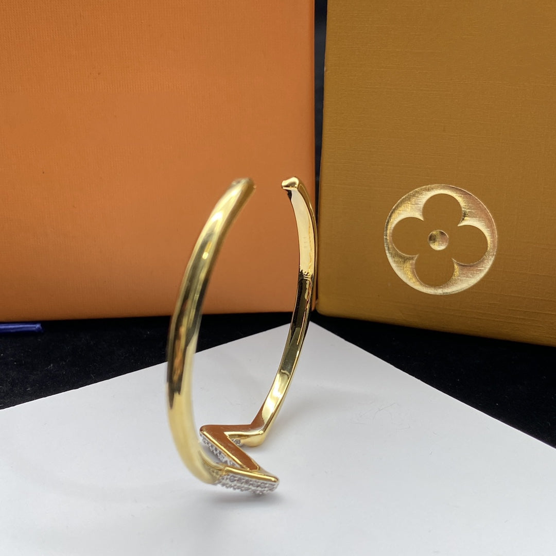 [Echo Fine ]VOLTE UPSITE DOWN DIAMOND GOLD OPEN BRACELET