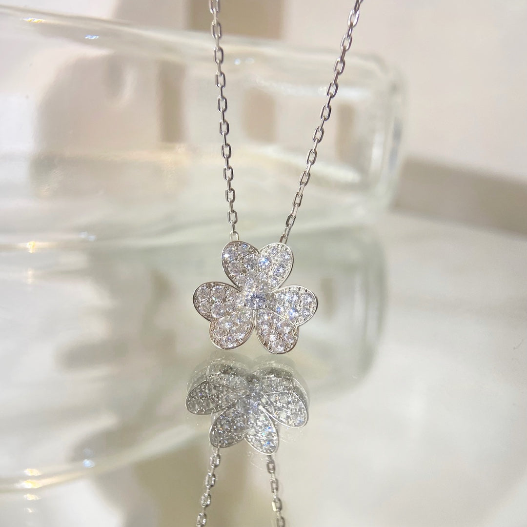 [Echo Fine ]FLOWER DIAMOND NECKLACE