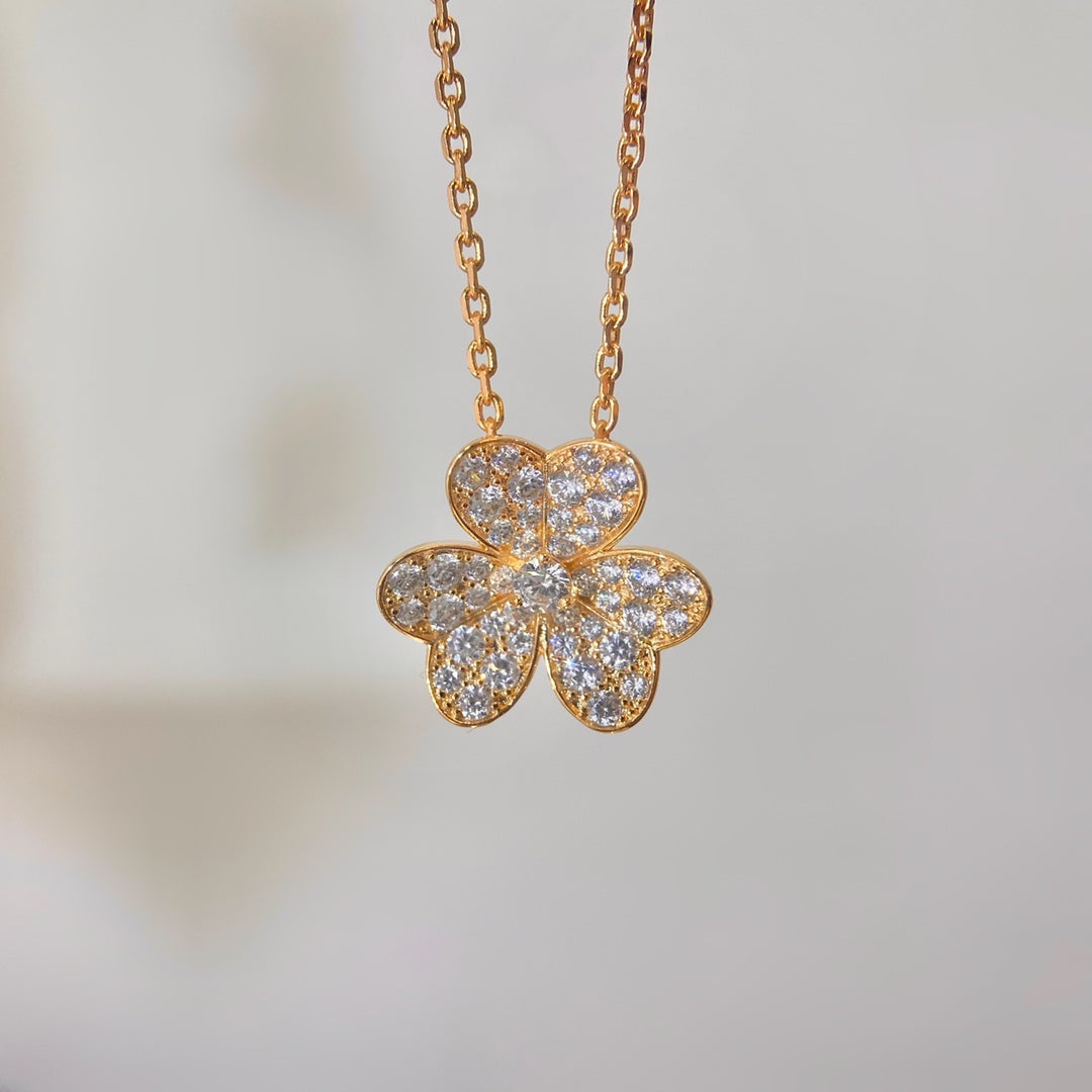 [Echo Fine ]FLOWER DIAMOND NECKLACE