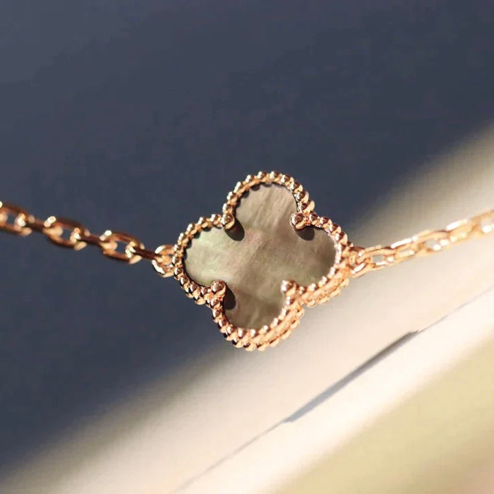 [Echo Fine ]CLOVER 20 MOTIFS LASER DIAMOND NECKLACE