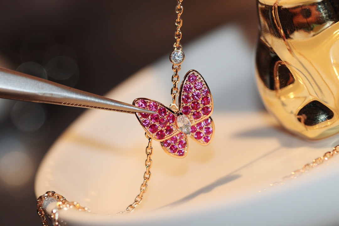 [Echo Fine ]BUTTERFLY RED DIAMOND ROSE GOLD NECKLACE