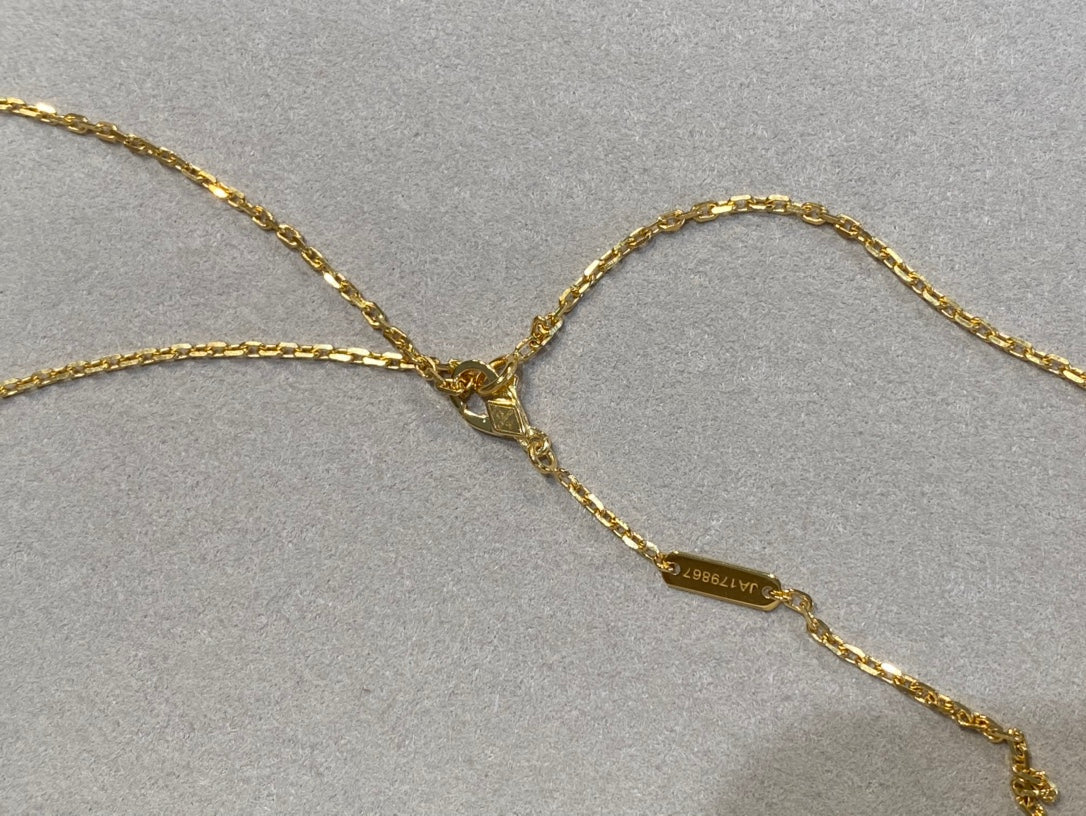 [Echo Fine ]CLOVER 25MM NECKLACE GOLD CARNELIAN