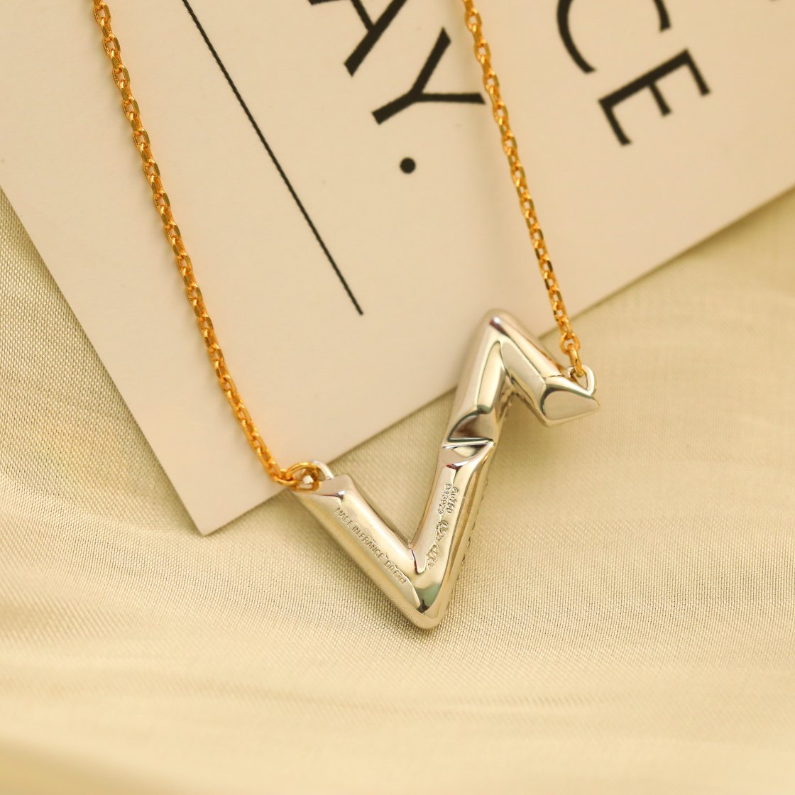 [Echo Fine ]VOLT SILVER DIAMOND PEDANT NECKLACE
