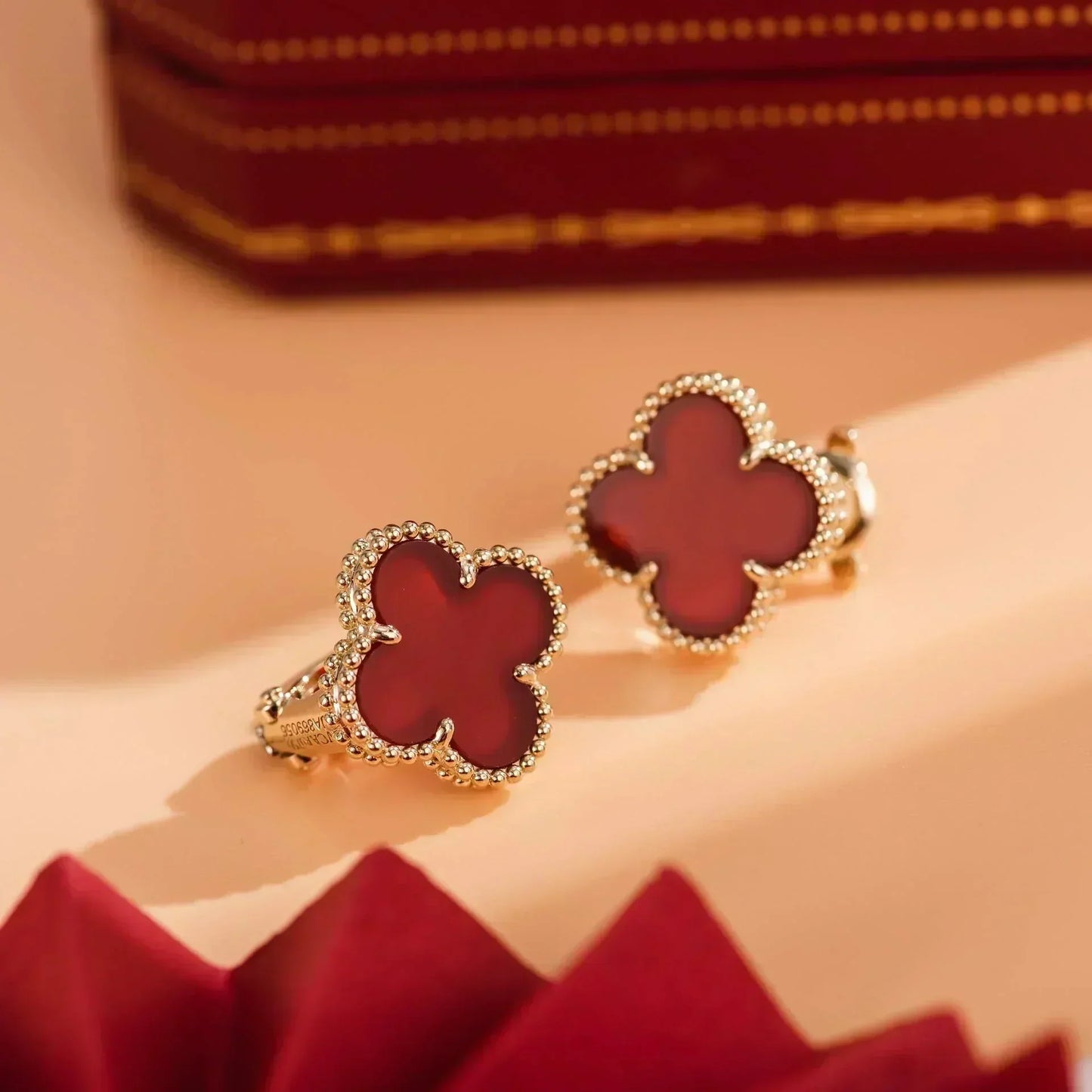 [Echo Fine ]CLOVER MEDIUM 1 MOTIFS CARNELIAN  EARRINGS