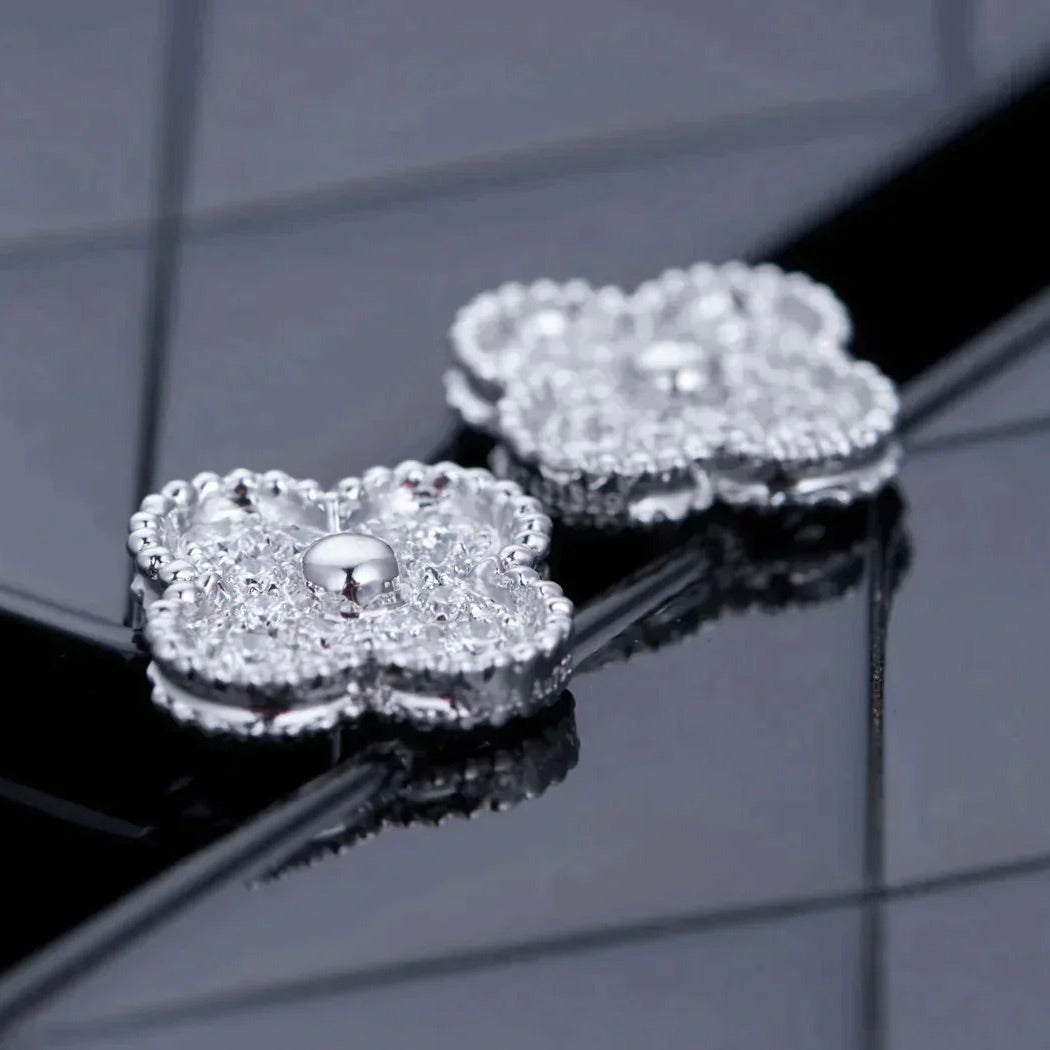 [Echo Fine ]CLOVER 1 MOTIFS DIAMOND STUD EARRINGS SILVER