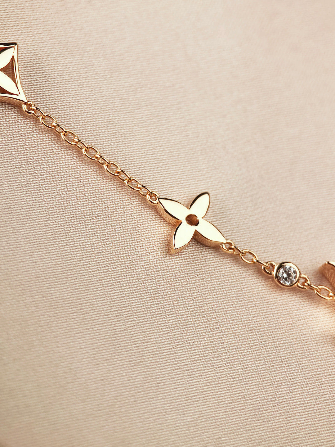[Echo Fine ]STAR AND SUN 7 MOTIFS GOLD BRACELET