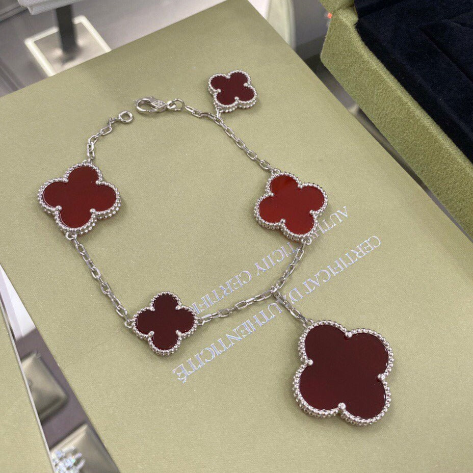 [Echo Fine ]CLOVER 5 MOTIFS SIVLER CARNELIAN BRACELET