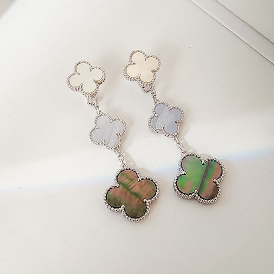 [Echo Fine ]CLOVER 3 MOTIFS CHALCEDONY DARK MOP SILVER EARRINGS
