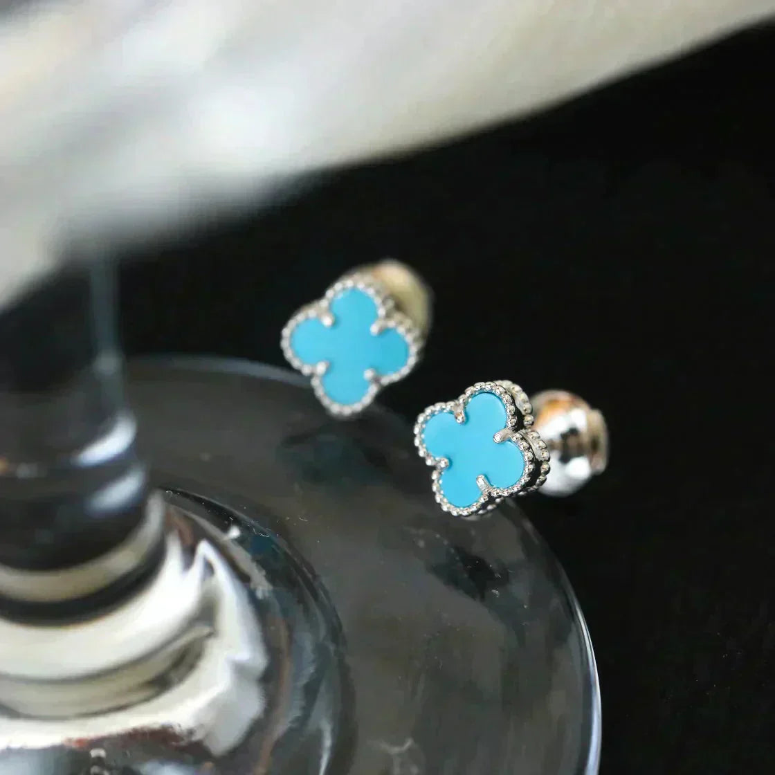 [Echo Fine ]CLOVER MINI 9.5MM ONYX STUD EARRINGS SILVER