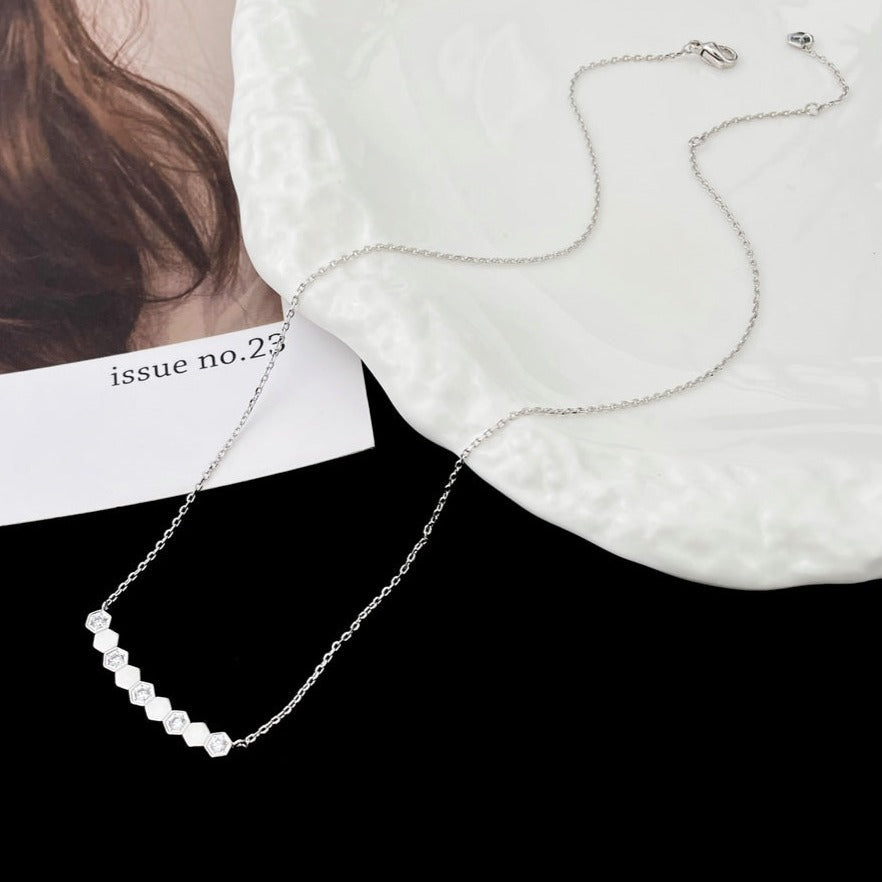 [Echo Fine ]BEE MY LOVE DIAMOND NECKLACE