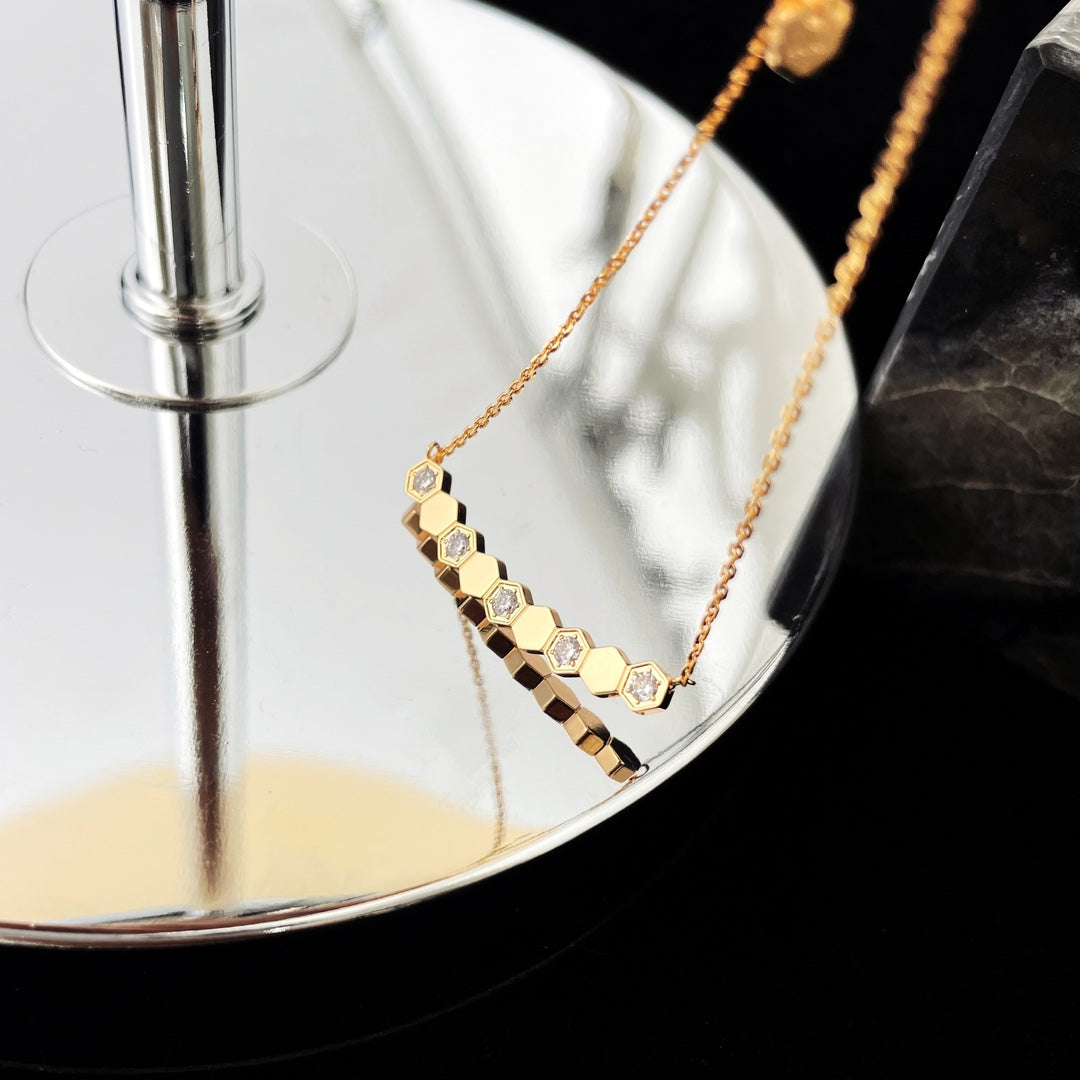 [Echo Fine ]BEE MY LOVE DIAMOND NECKLACE