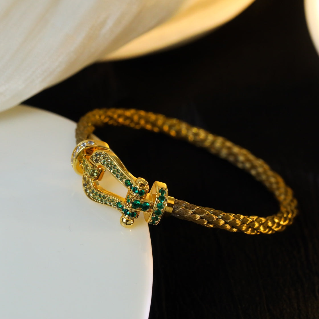 [Echo Fine ]FORCE 10 GOLD GREEN DIAMOND PAVED