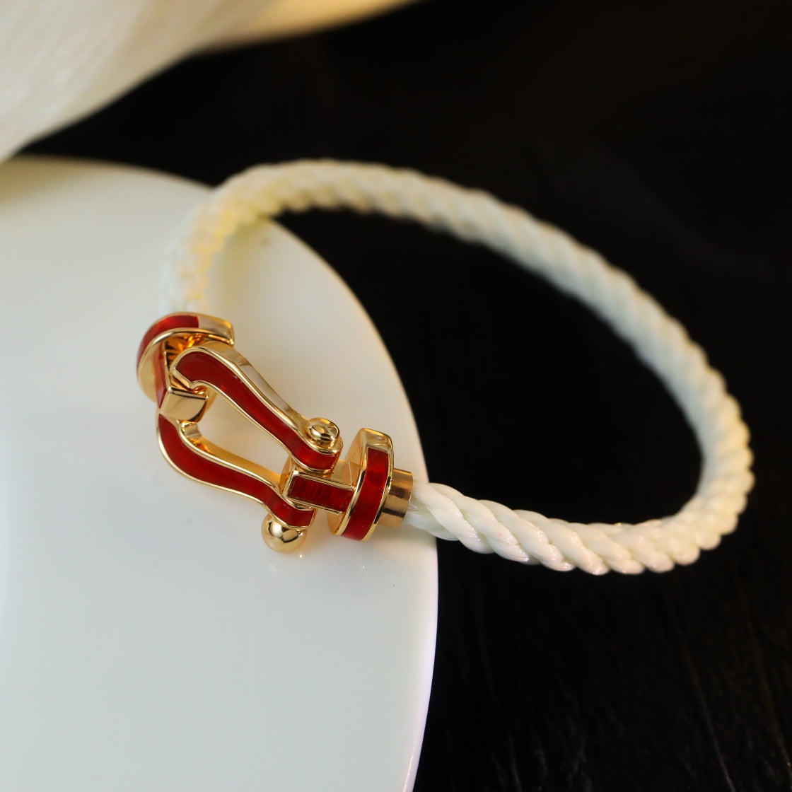 [Echo Fine ]FORCE 10 WHITE TEXTILE DIAMOND PAVED