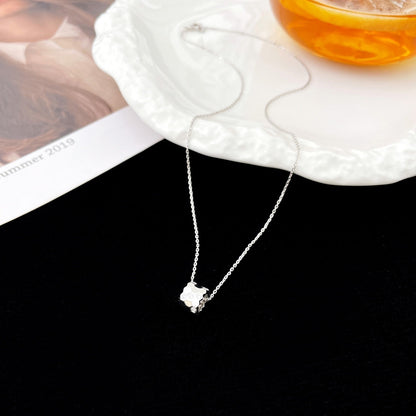 [Echo Fine ]BEE MINI PEDANT DIAMOND NECKLACE