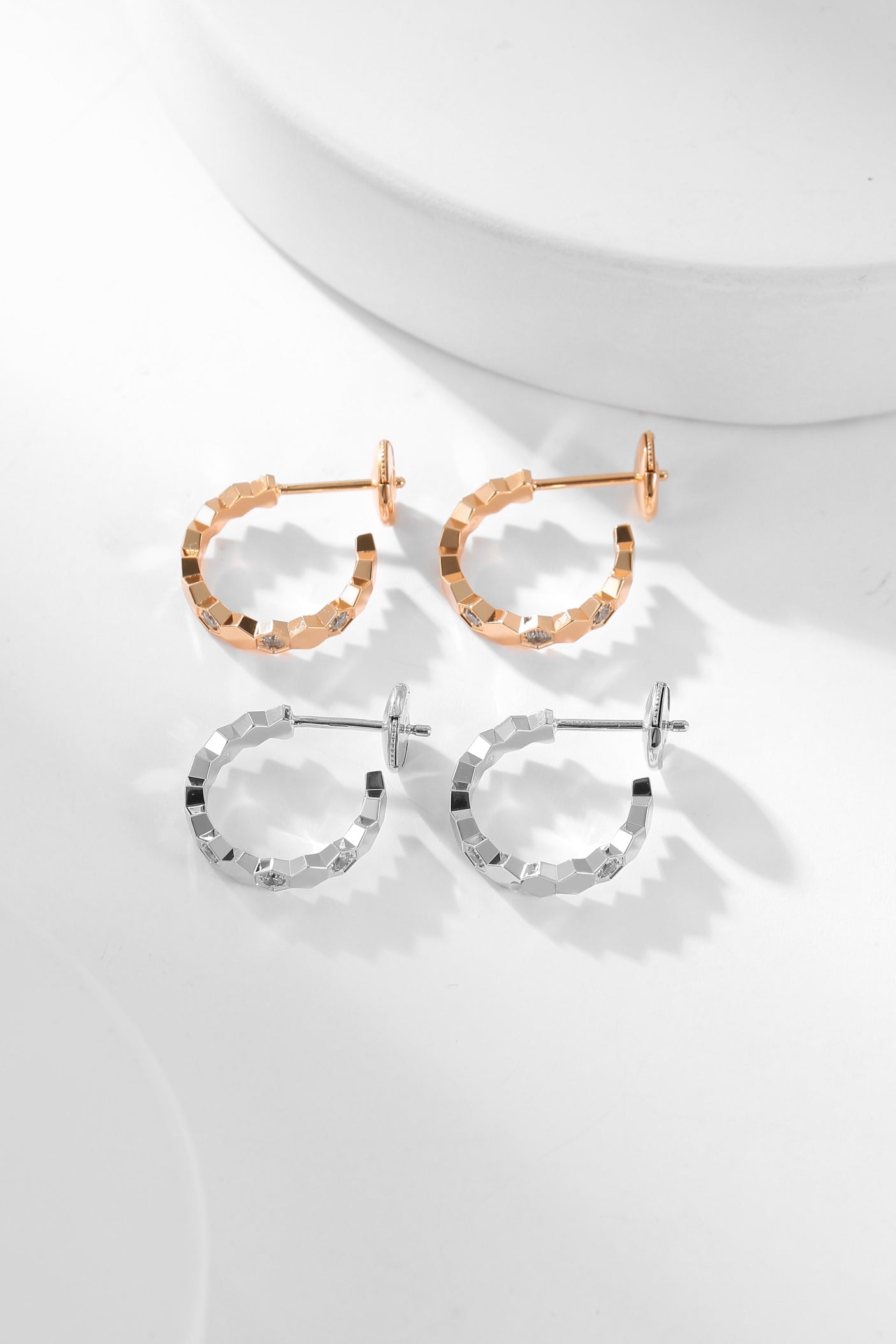 [Echo Fine ]BEE LOVE DIAMOND HOOP EARRINGS