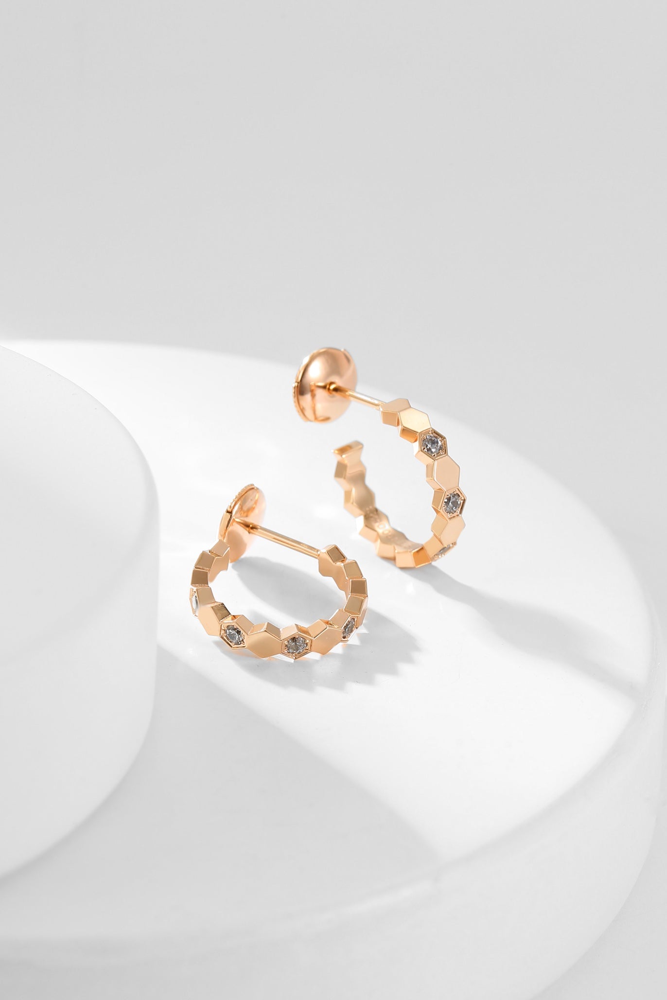 [Echo Fine ]BEE LOVE DIAMOND HOOP EARRINGS