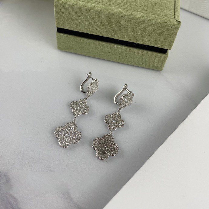 [Echo Fine ]CLOVER 3 MOTIF DIAMOND SILVER DROP EARRINGS