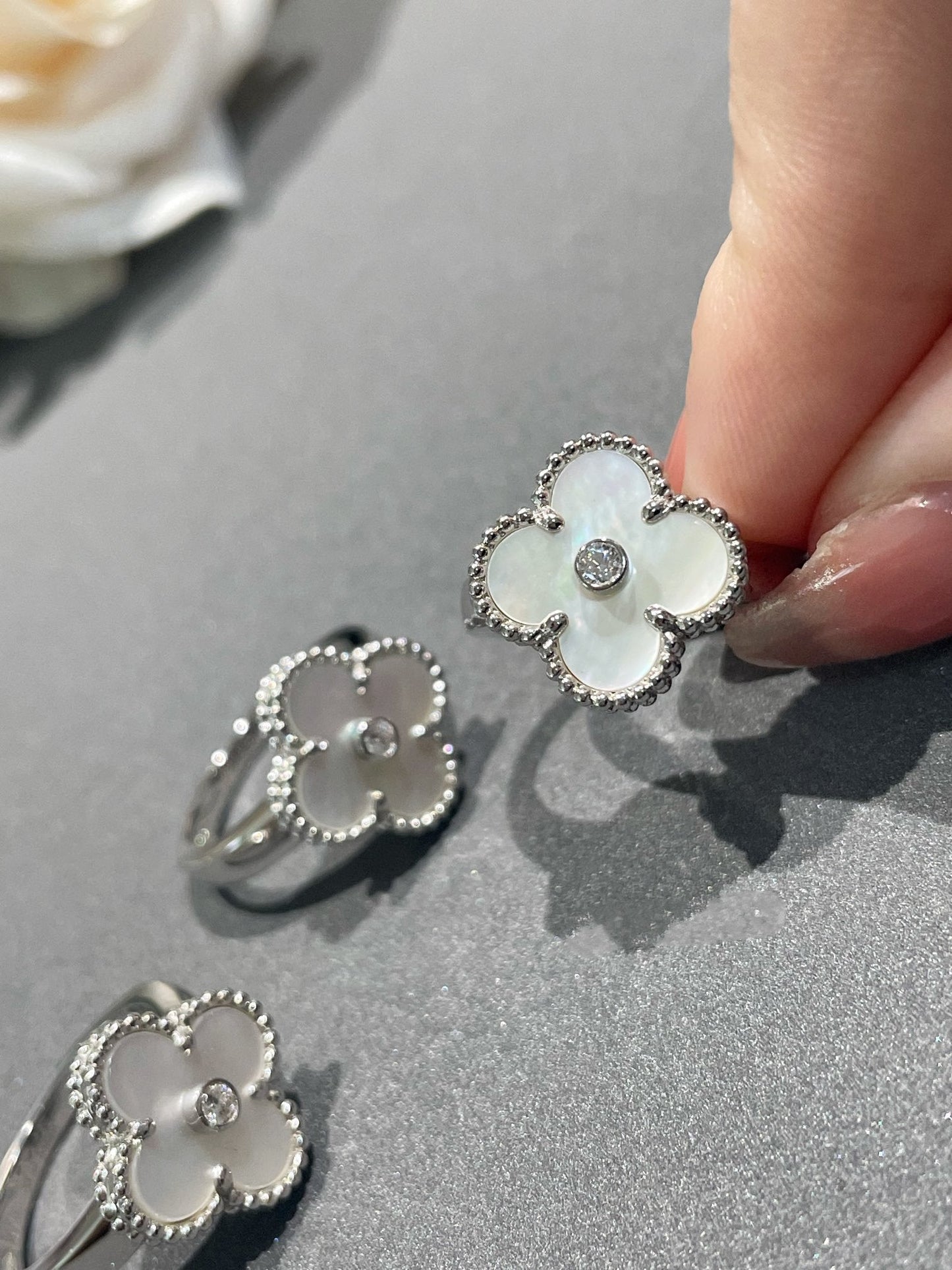 [Echo Fine ]CLOVER SILVER MOP DIAMOND RING