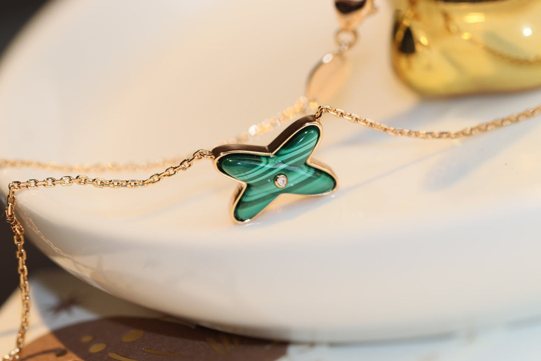 [Echo Fine ]JEUX MALACHITE 1 DIAMOND PINK GOLD NECKLACE