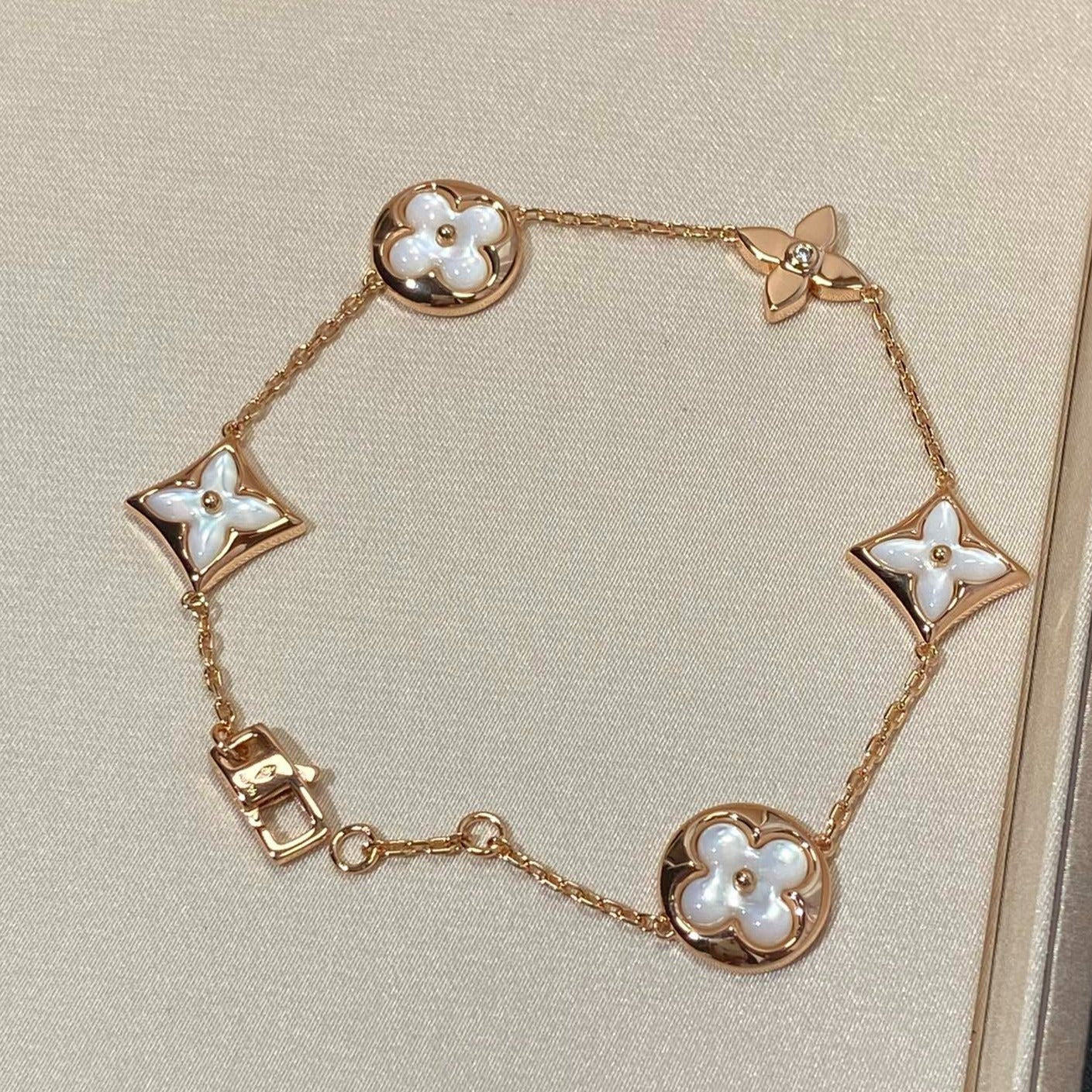 [Echo Fine ]STAR AND SUN 5 MOTIF MOP PINK GOLD BRACELET