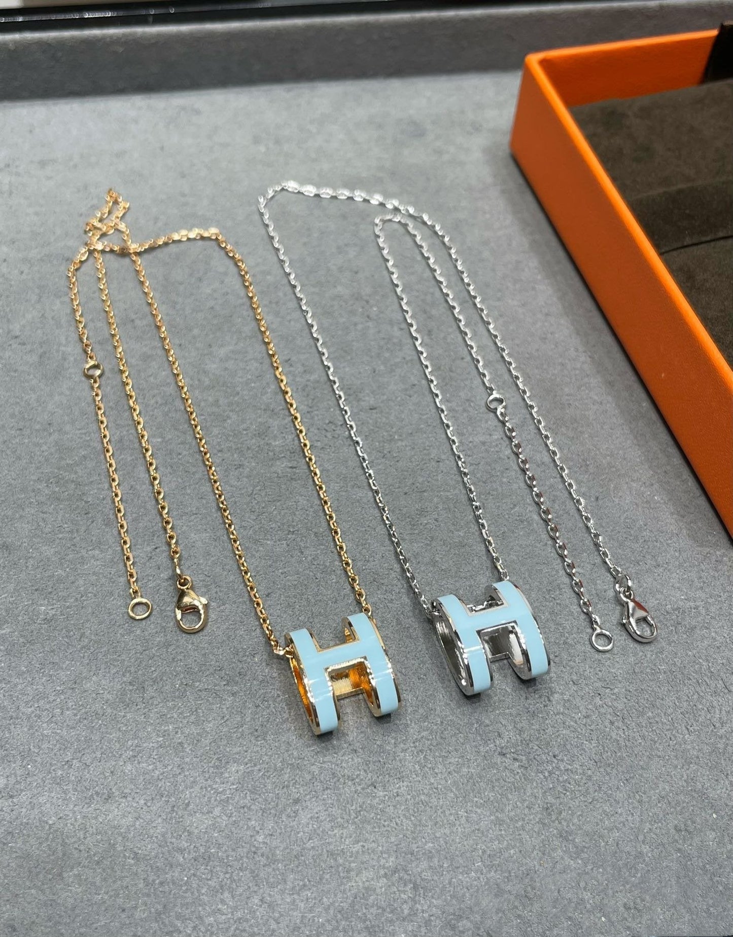 [Echo Fine ]POP H SKY BLUE NECKLACE