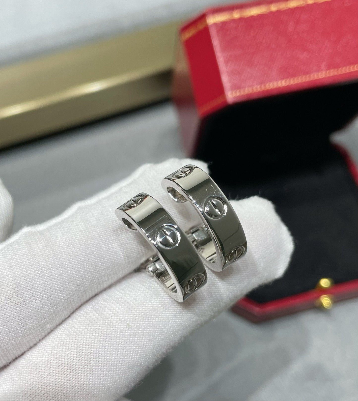 [Echo Fine ]LOVE 5.5MM EARRINGS