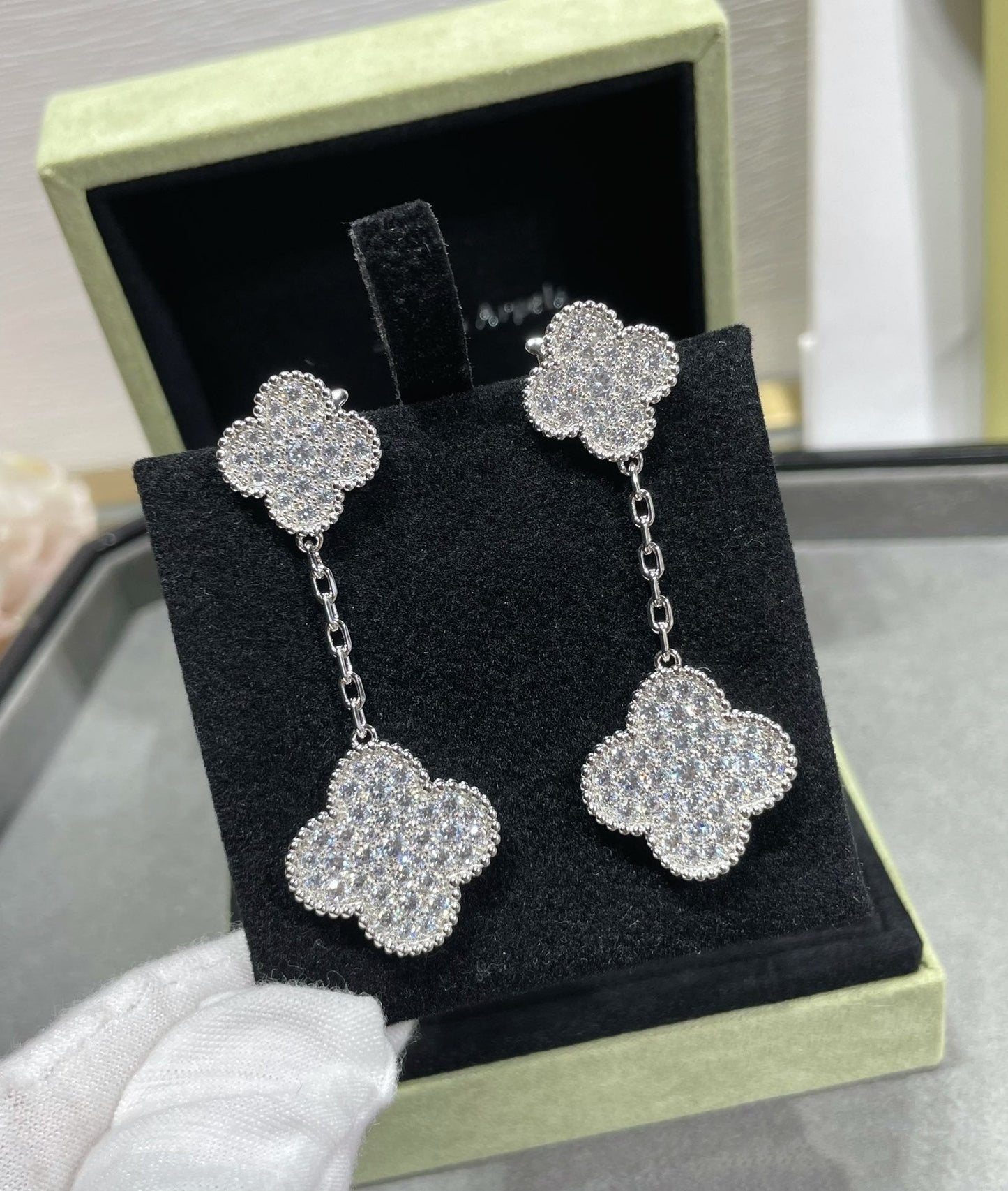 [Echo Fine ]CLOVER 2 MOTIFS DIAMOND PAVED SILVER EARRINGS