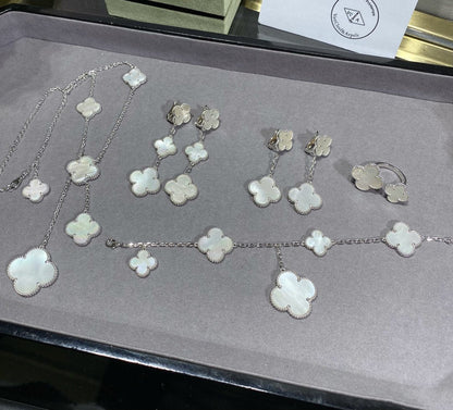 [Echo Fine ]CLOVER 5 MOTIF WHITE MOP SILVER BRACELET