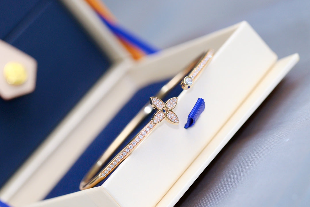 [Echo Fine ]IDYLLE PINK GOLD OPEN BRACELET DIAMOND PAVED