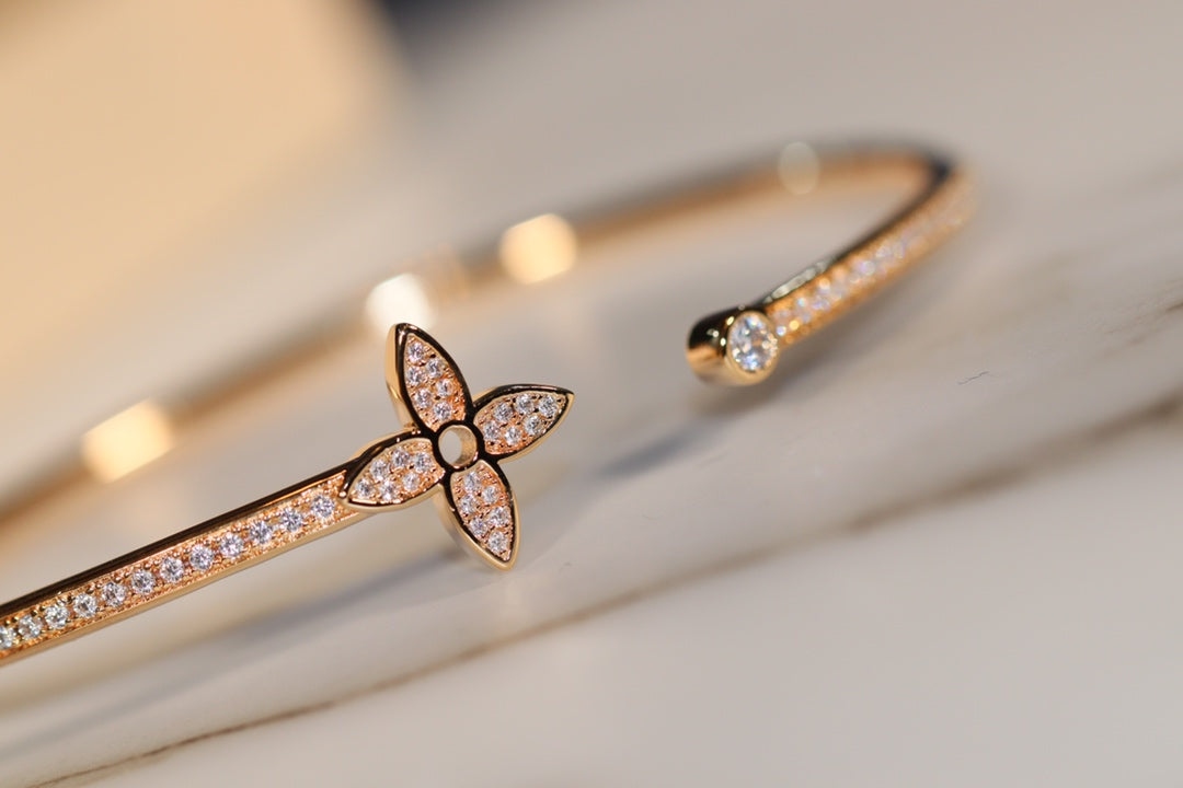 [Echo Fine ]IDYLLE GOLD OPEN BRACELET DIAMOND PAVED