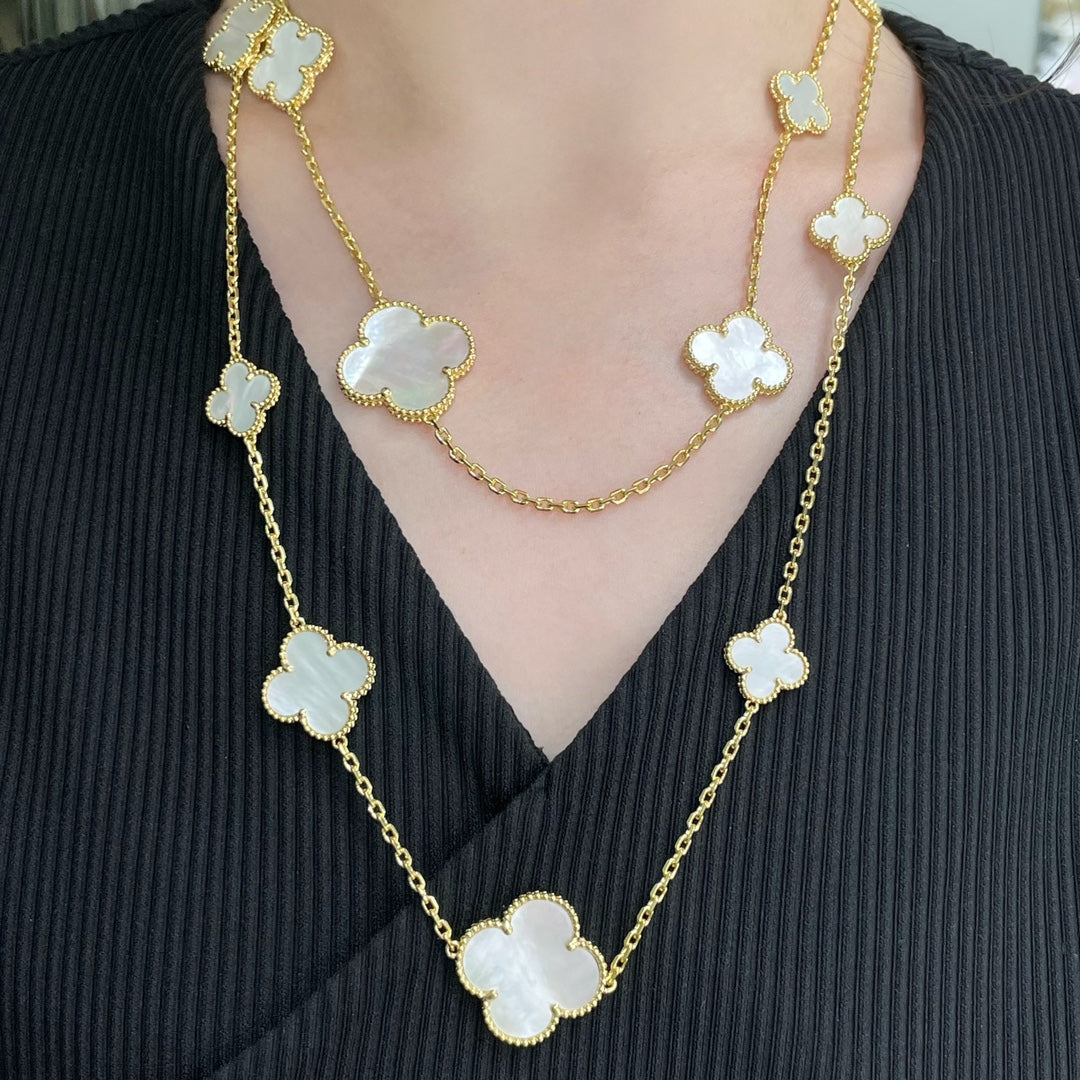 [Echo Fine ]CLOVER 16 MOTIF WHITE MOP GOLD NECKLACE