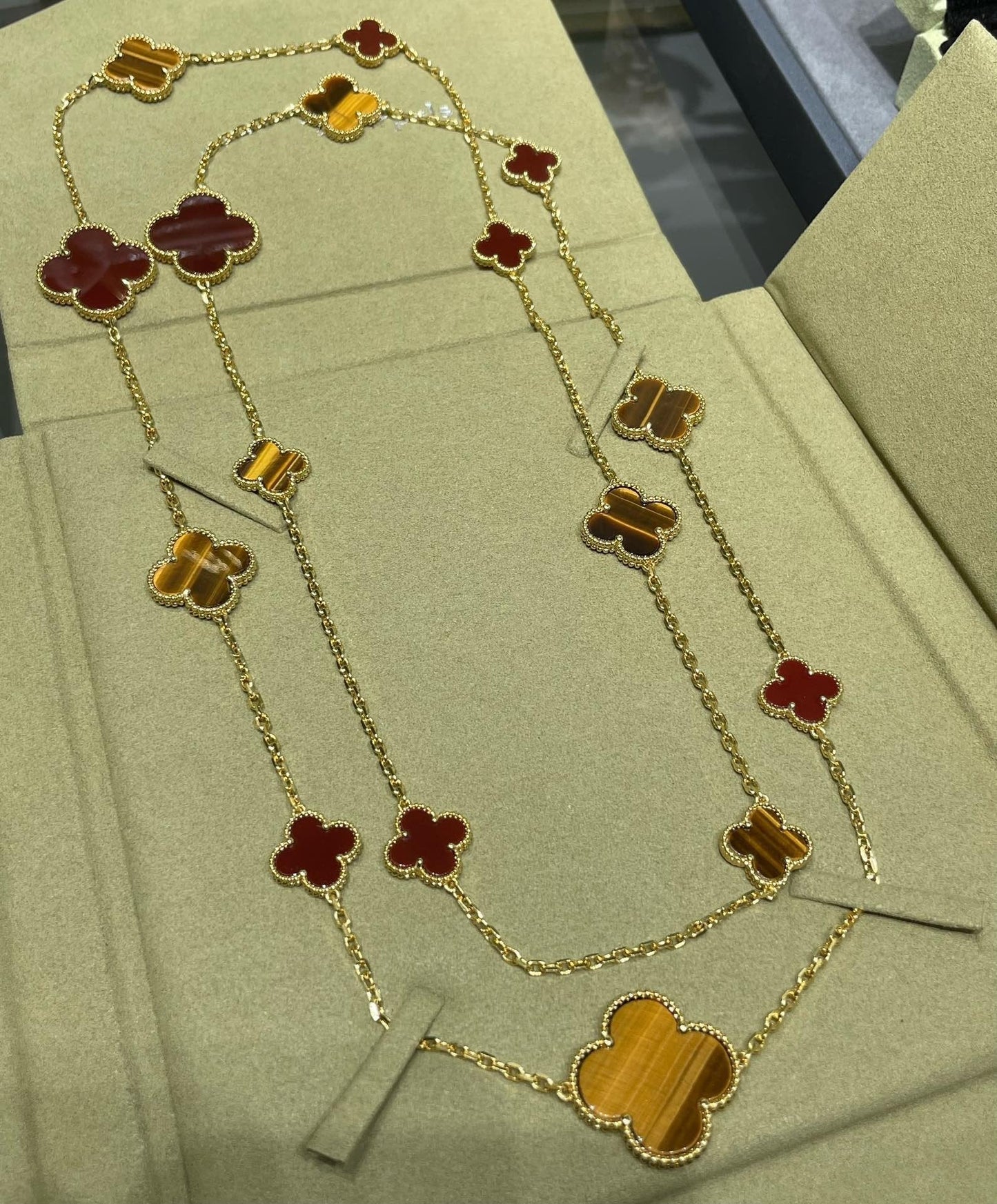 [Echo Fine ]CLOVER 16 MOTIF CARNELIAN TIGER EYE ROSE GOLD NECKLACE