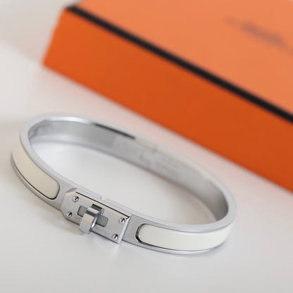 [Echo Fine ]HM KELLY WHITE BRACELET