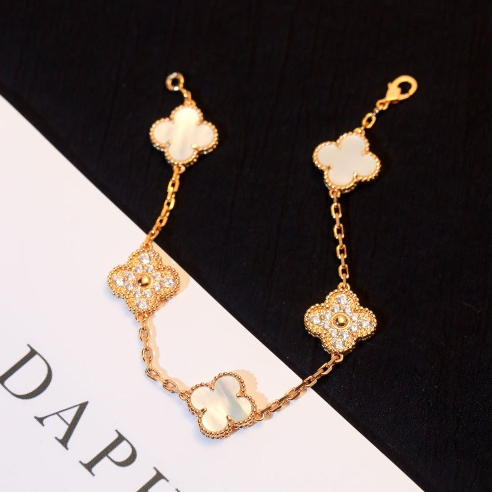 [Echo Fine ]CLOVER BRACELET 5 MOTIF WHITE MOP DIAMOND