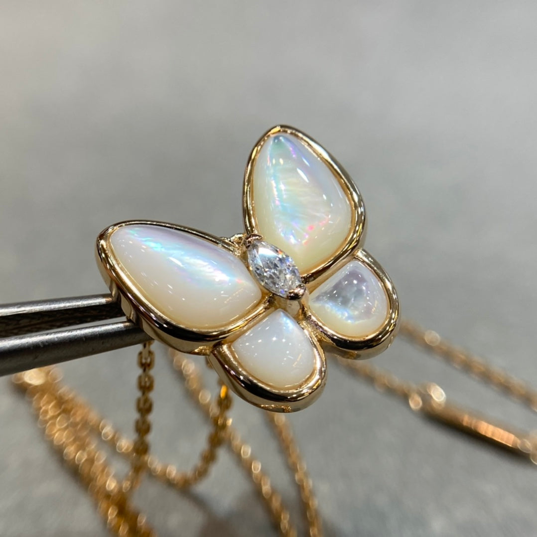 [Echo Fine ]BUTTERFLY MOP DIAMOND NECKLACE
