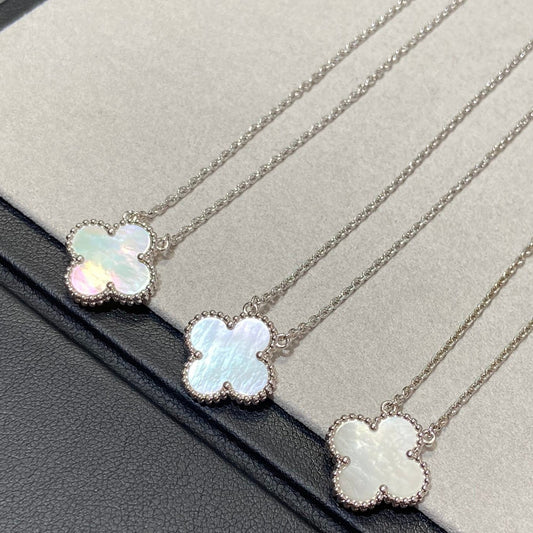 [Echo Fine ]CLOVER MEDIUM SILVER WHITE MOP NECKLACE