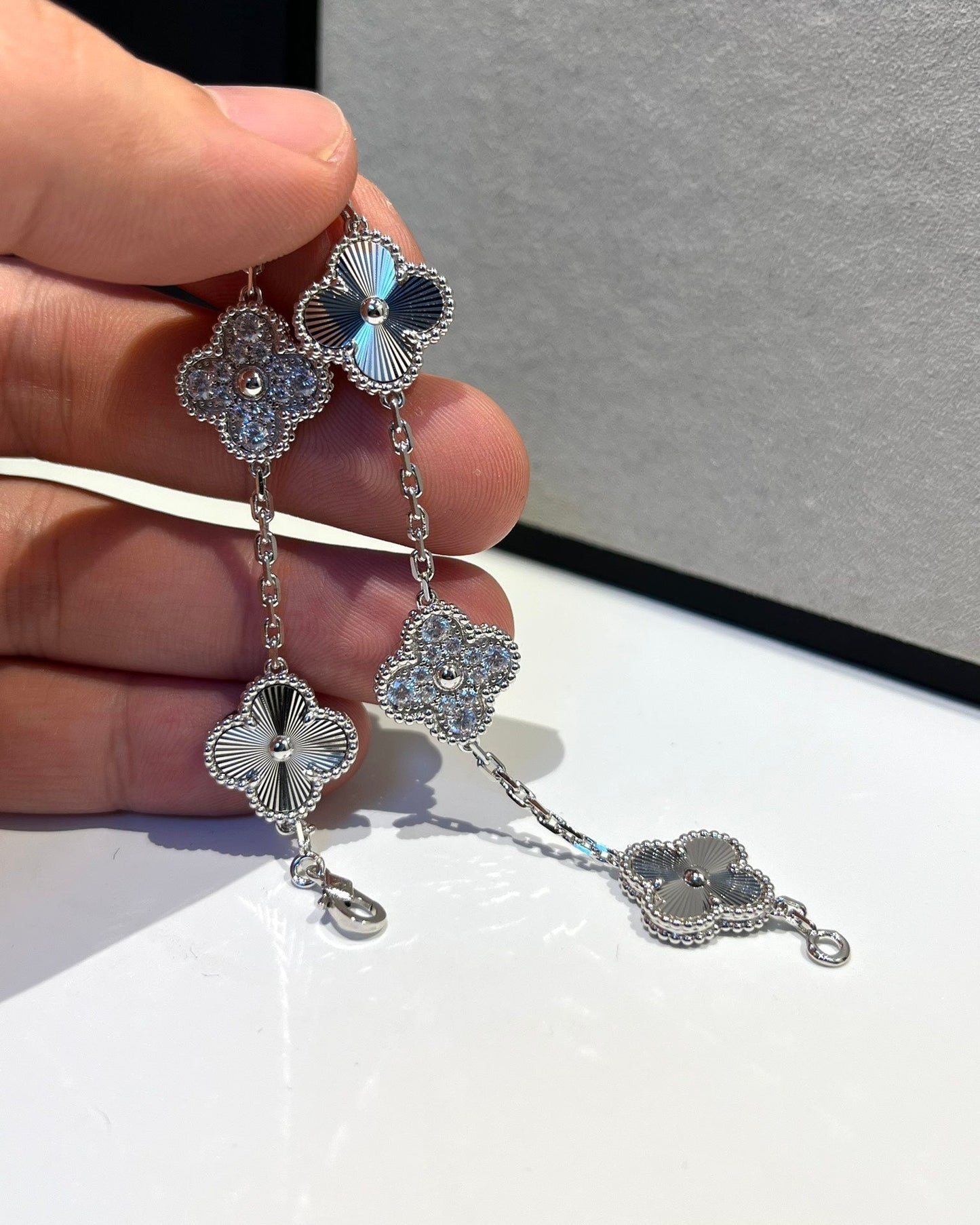 [Echo Fine ]CLOVER 5 MOTIF SILVER DIAMOND BRACELET