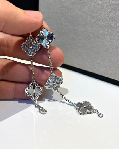 [Echo Fine ]CLOVER 5 MOTIF SILVER DIAMOND BRACELET