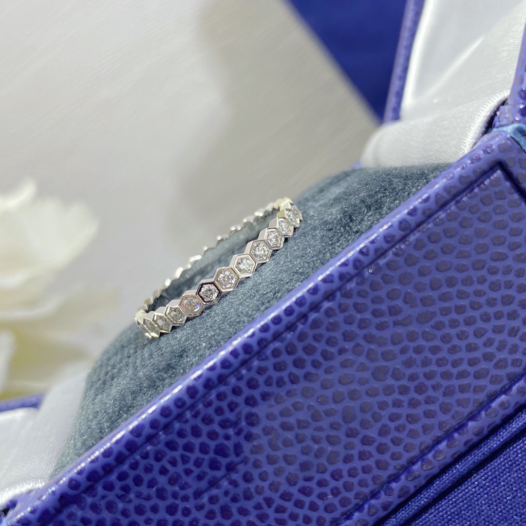 [Echo Fine ]BEE LOVE DIAMOND PAVED SMALL RING