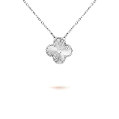 [Echo Fine ]CLOVER  15MM DIAMOND LASER NECKLACE SILVER