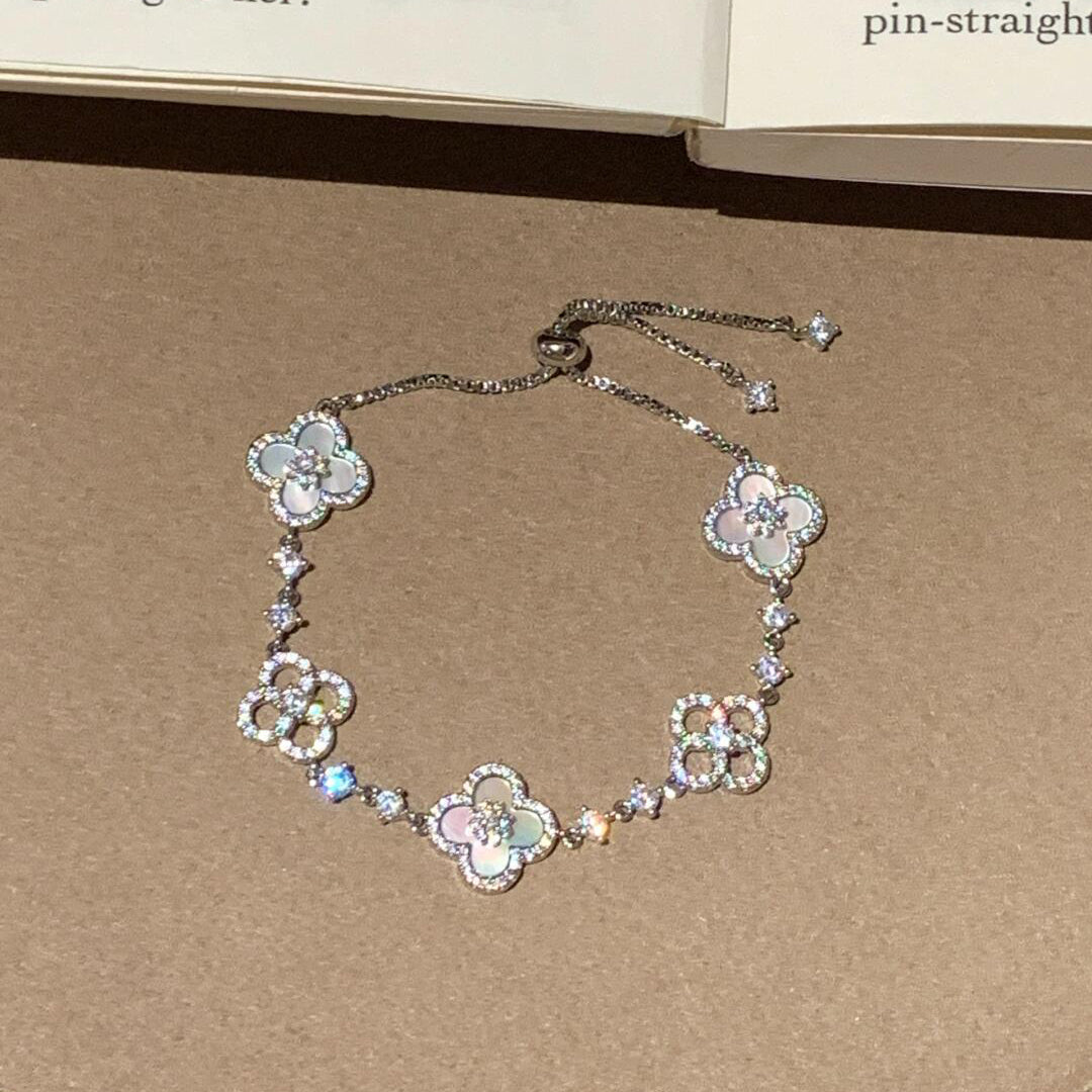 [Echo Fine ]CLOVER 5 MOTIF PINK BLUE RED WHITE BRACELET