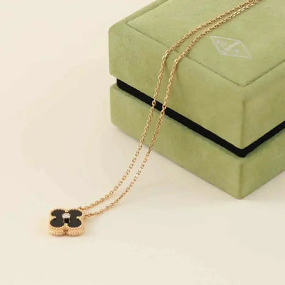 [Echo Fine ]CLOVER 15MM DIAMOND ONYX NECKLACE
