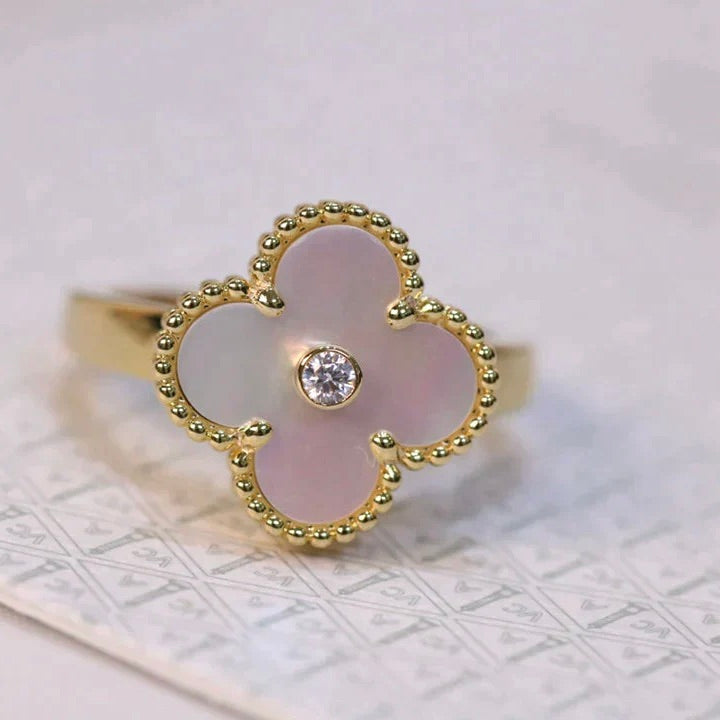 [Echo Fine ]CLOVER PINK MOP RING GOLD DIAMOND